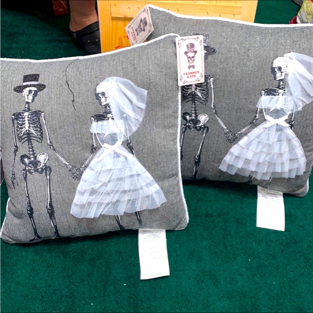 Set of 2 - Halloween Wedding Couple Skeleton Pillow 18”x18”